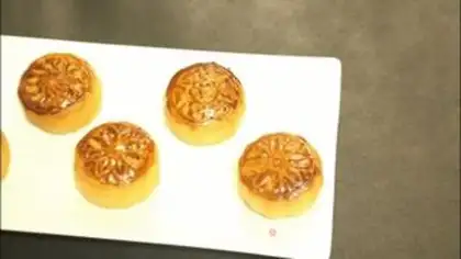 Make Mid-Autumn Mooncake step 13
