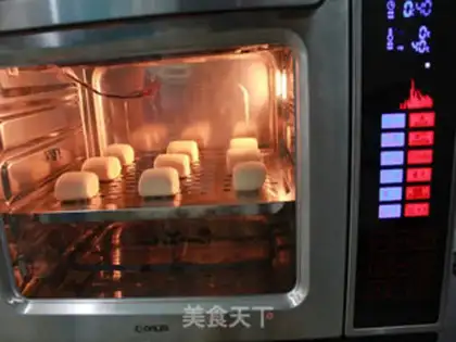 Make Milky-white buns step 7