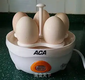 Make Boiled eggs step 2