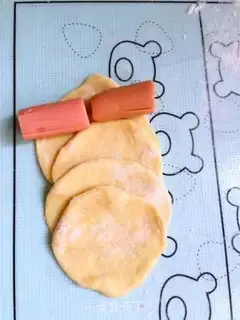 Make Yellow rose bread step 5