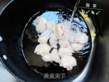 Make Red burning pig hoof step 1