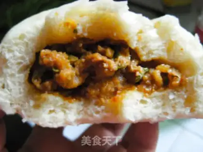 Make Big, loud meat buns step 8