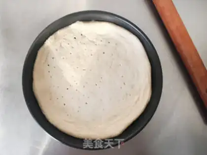 Make Black pepper chicken leg pizza step 13