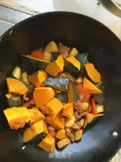 Make Pumpkin stew step 3