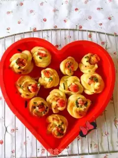 Make Yellow rose bread step 13