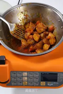 Make Curry potatoes step 3