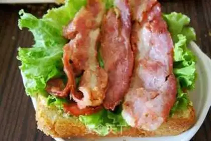 Make Bacon sandwich step 5