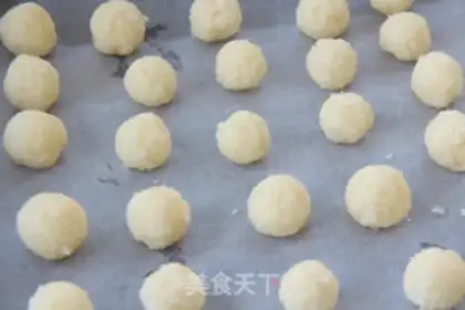 Make Coconut ball step 2