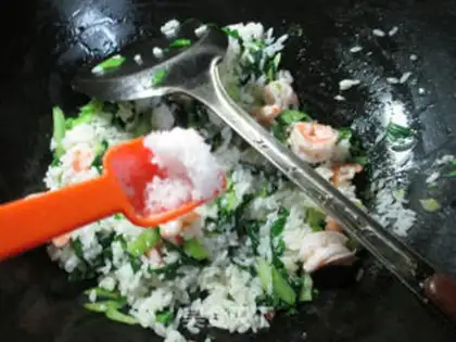 Make Shrimp rice step 6