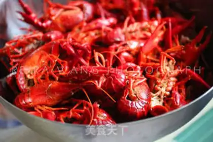 Make Lobster Mooncake step 2
