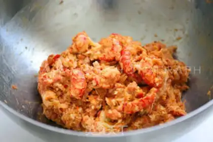 Make Lobster Mooncake step 6