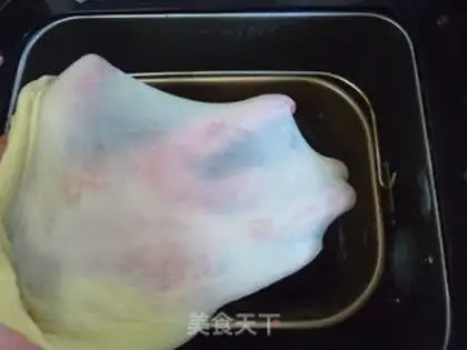 Make Coconut rolls step 3