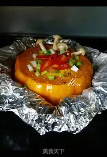 Make Eggs and seafood roasted sunmelon step 5