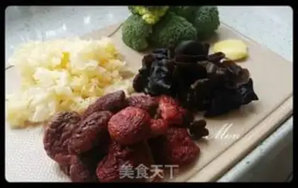 Make Plum mushrooms step 0