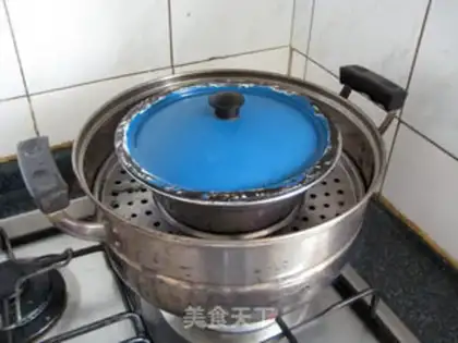 Make Coffee ice-cream mooncake step 3