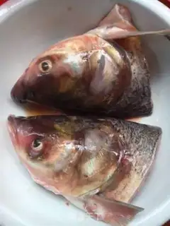 Make Fish tofu soup step 1