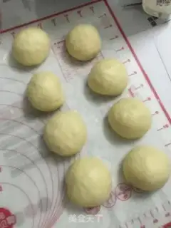 Make caterpillar bread step 4