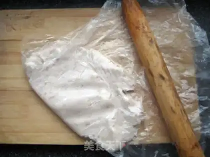 Make Coffee ice-cream mooncake step 11