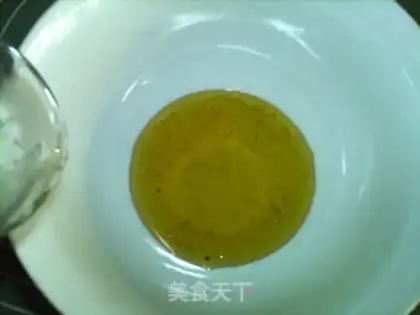 Make A wide corn black sesame moon cake step 1