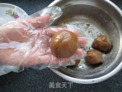Make Coffee ice-cream mooncake step 16