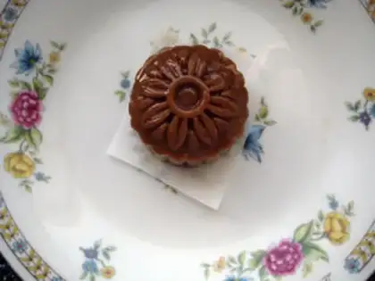 Make Coffee ice-cream mooncake step 19