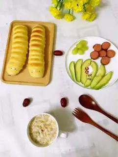 Make caterpillar bread step 18