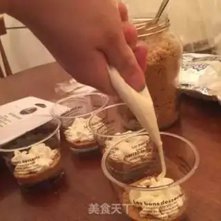 Make Smiley cups step 4