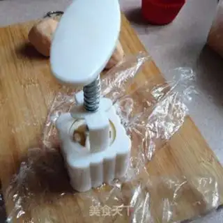 Make Lian Yong Ice Mooncake step 9