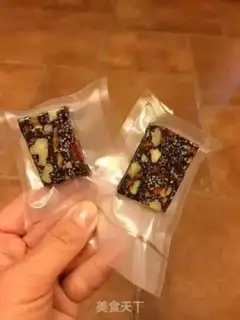 Make Handmade glue cake step 7