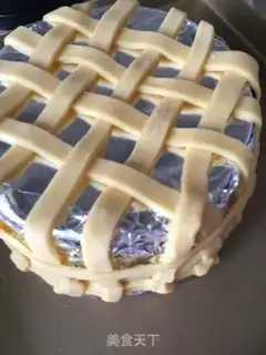Make Autumn of Creative Bread step 7