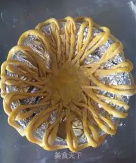 Make Autumn of Creative Bread step 12