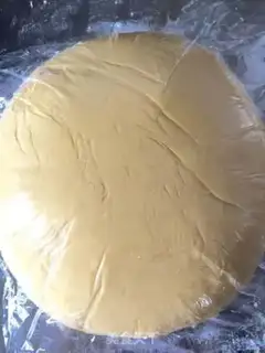 Make Autumn of Creative Bread step 19