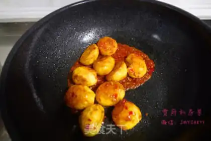 Make Spicy little potatoes step 6