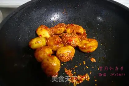 Make Spicy little potatoes step 7