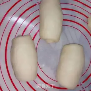 Make Yogurt almond buns and yogurt bean toast step 6