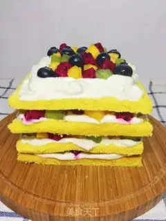 Make Mini fruit naked cake step 13