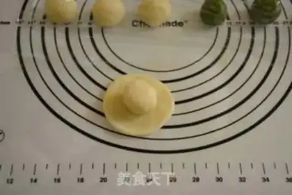 Make The embroidery step 5