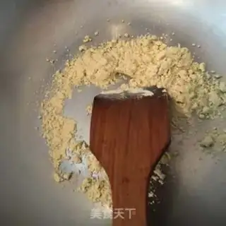 Make Two-colour rice rolls step 1