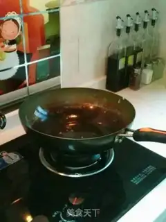 Make Tomato fried eggs step 5