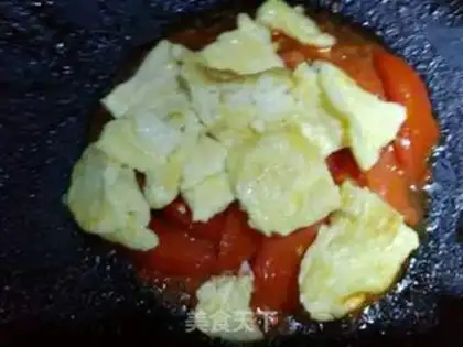Make Tomato eggs step 9