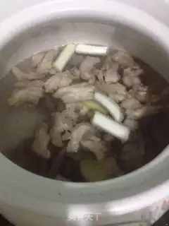 Make Lamb cabbage fan soup step 5
