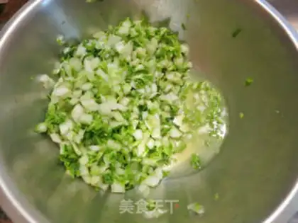 Make Pork and cabbage buns step 2