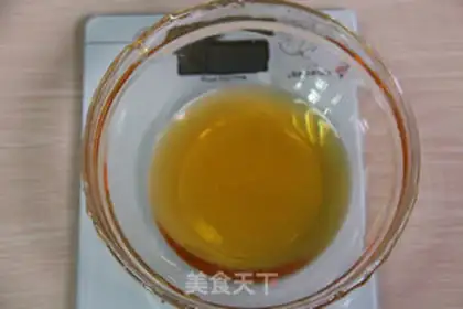 Make A wide moon cake step 3