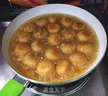 Make Spicy potato ball step 9
