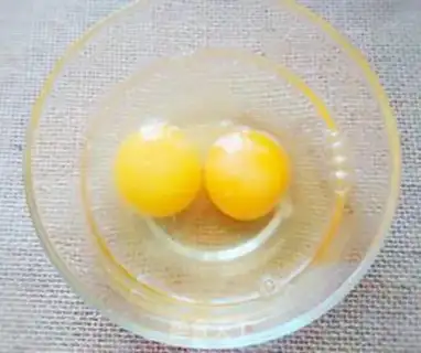 Make Egg-cracker step 1