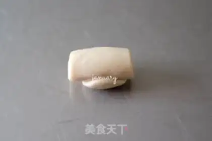Make Squeeze meat mooncake step 9