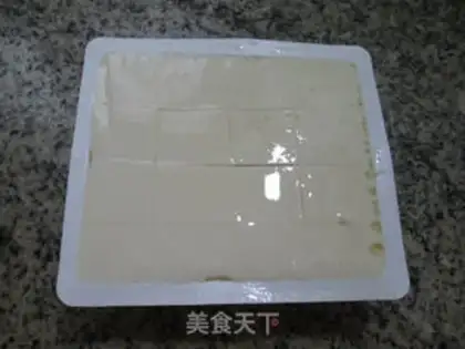 Make Tofu boiled chicken wings step 1