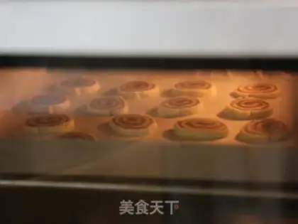 Make Three-coloured cookies step 15