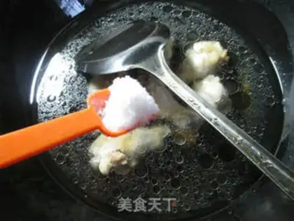 Make Tofu boiled chicken wings step 7