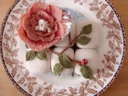 Make The sweet flower is a full moon step 15